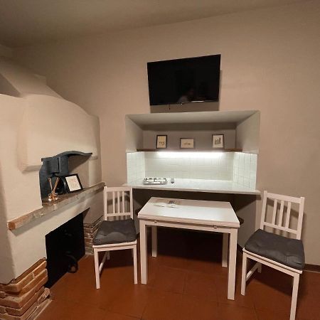 La Casa Nel Vicolo Appartement Altopascio Buitenkant foto