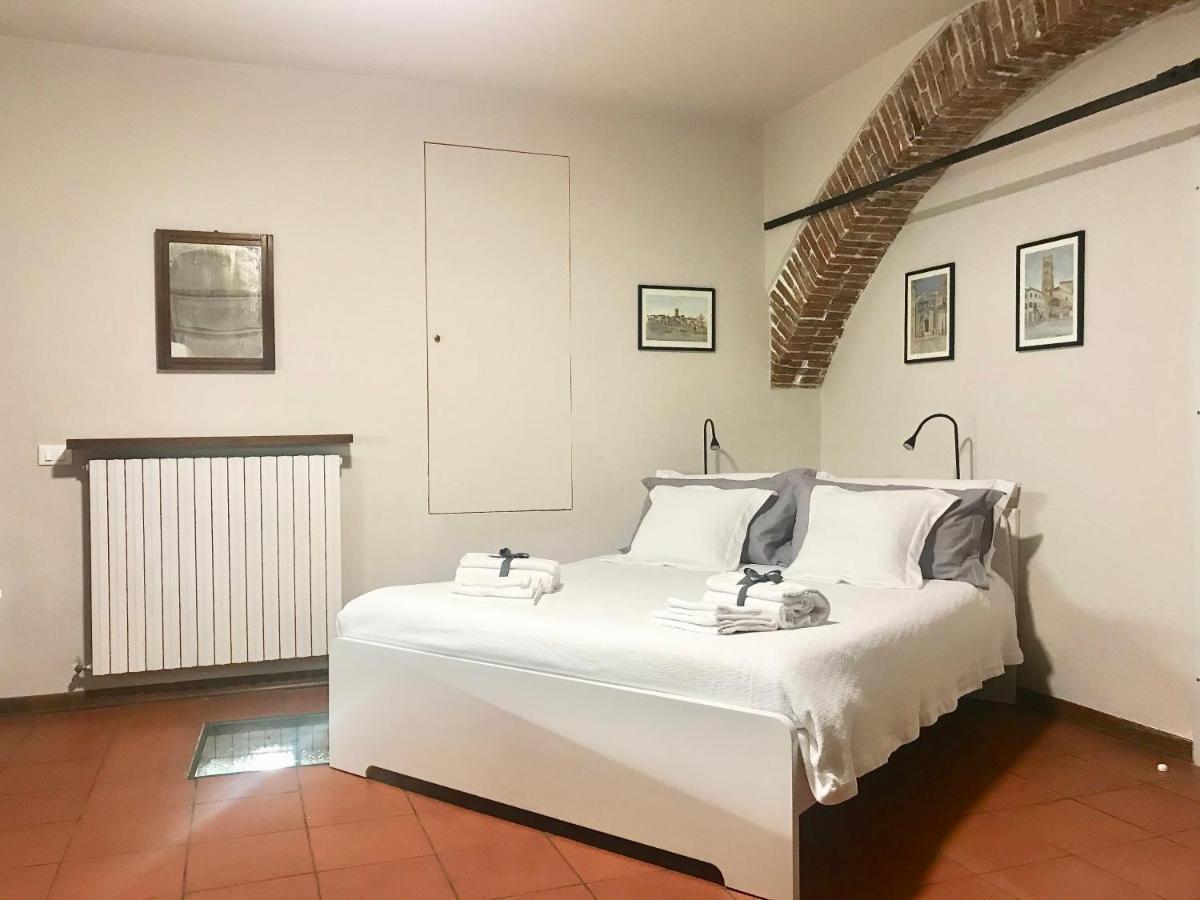 La Casa Nel Vicolo Appartement Altopascio Buitenkant foto