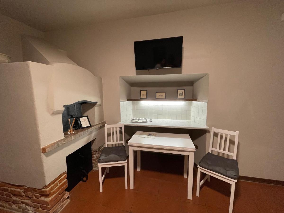 La Casa Nel Vicolo Appartement Altopascio Buitenkant foto