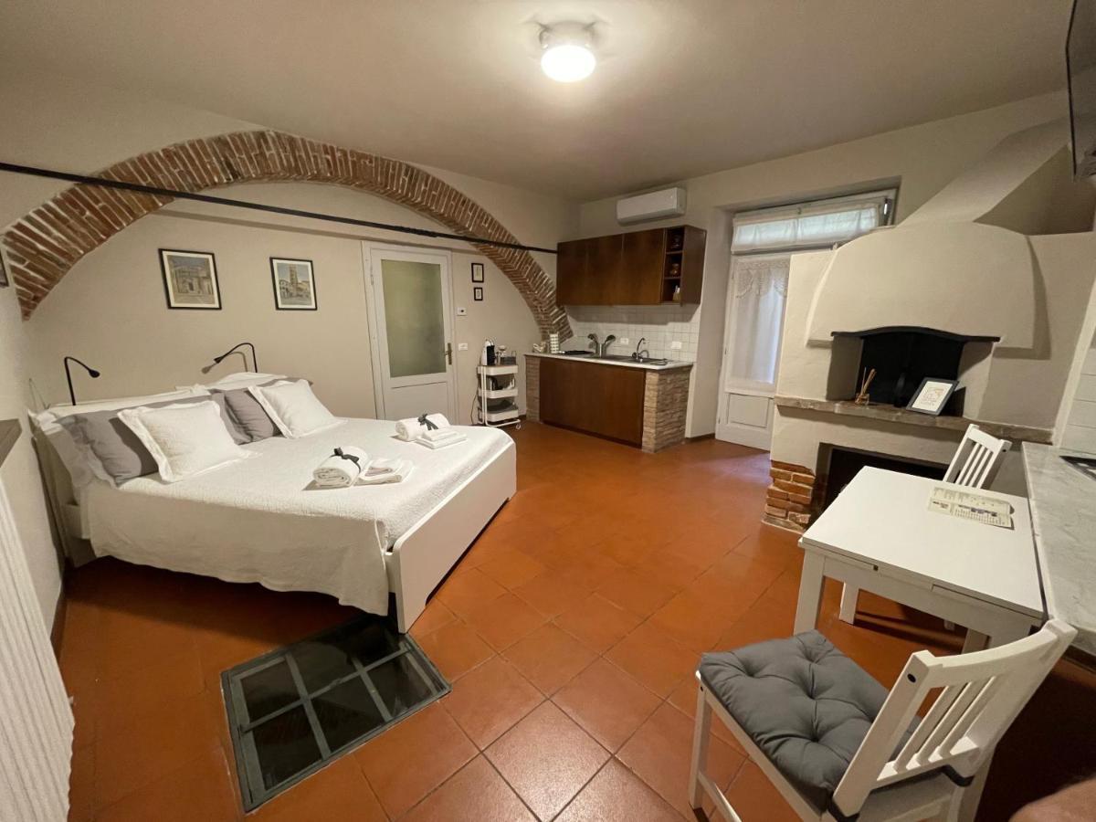 La Casa Nel Vicolo Appartement Altopascio Buitenkant foto