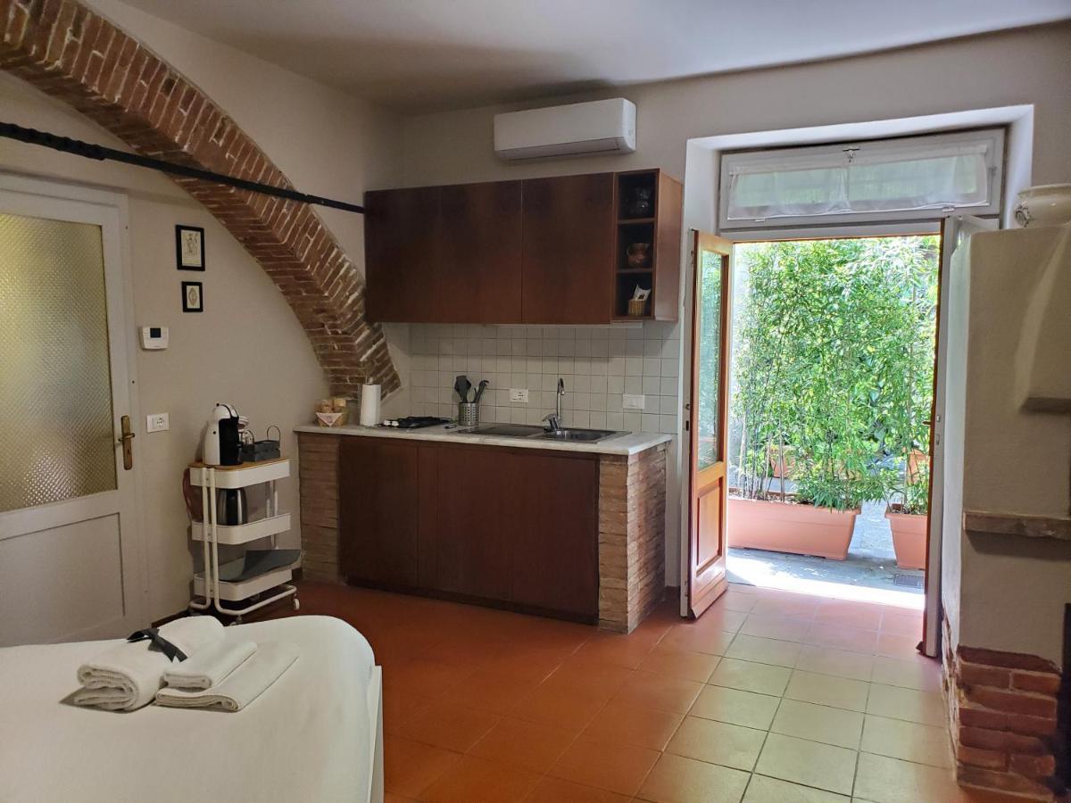 La Casa Nel Vicolo Appartement Altopascio Buitenkant foto